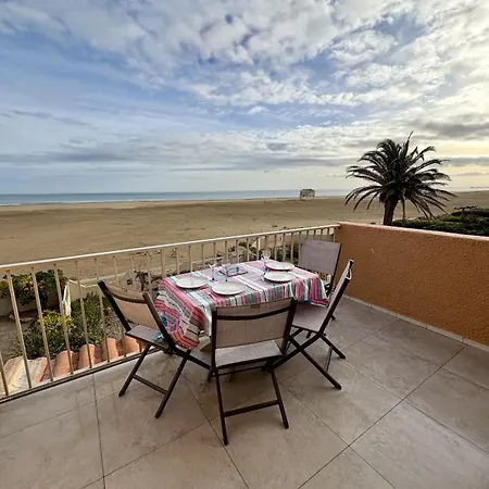 Duplex Front De Avec Terrasse Privee Apartman Gruissan