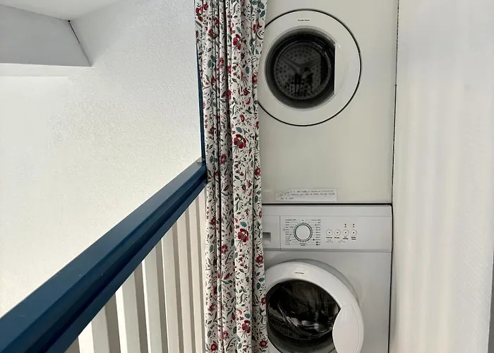 Duplex Front De Avec Terrasse Privee Apartamento Gruissan